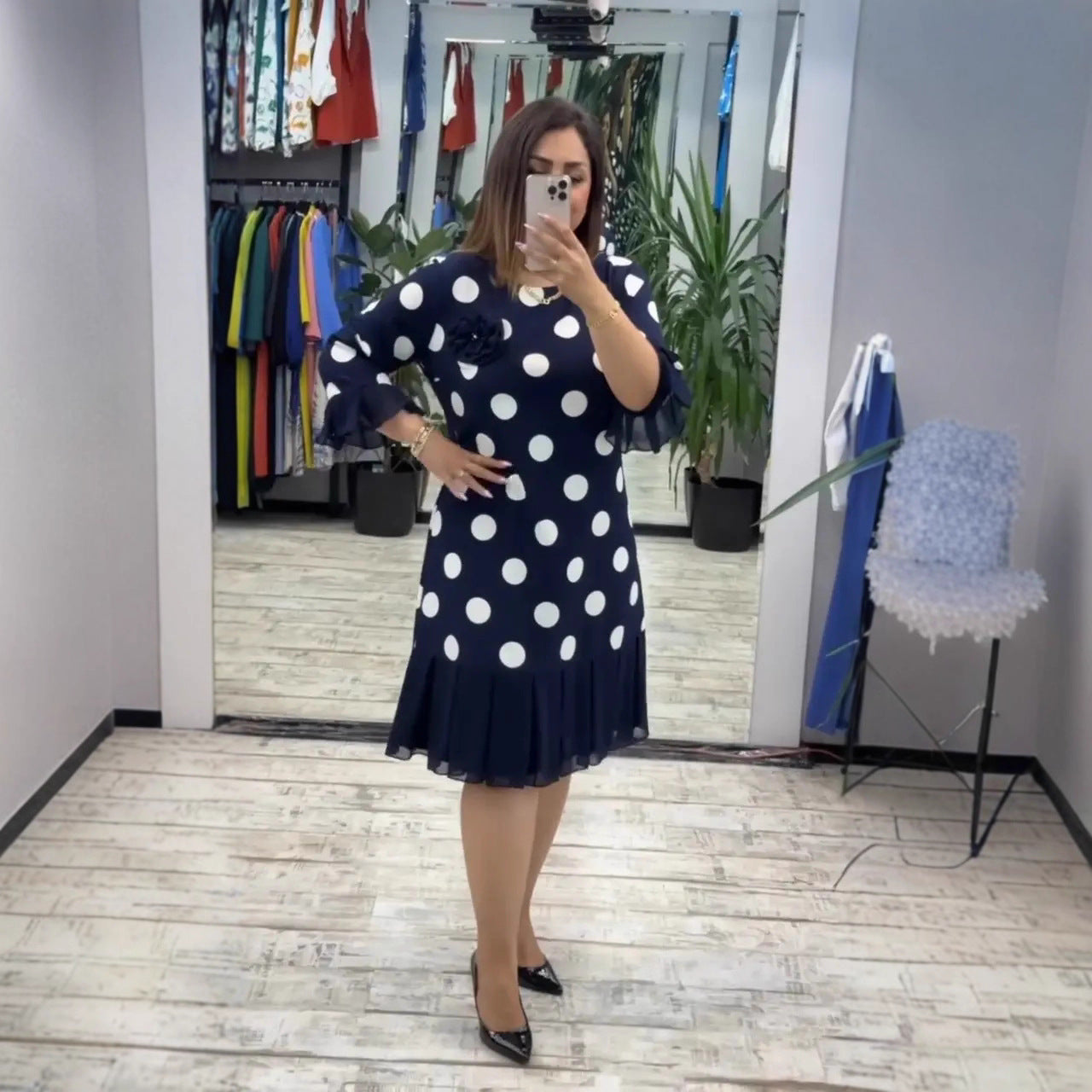 Elegant and comfortable midi dress