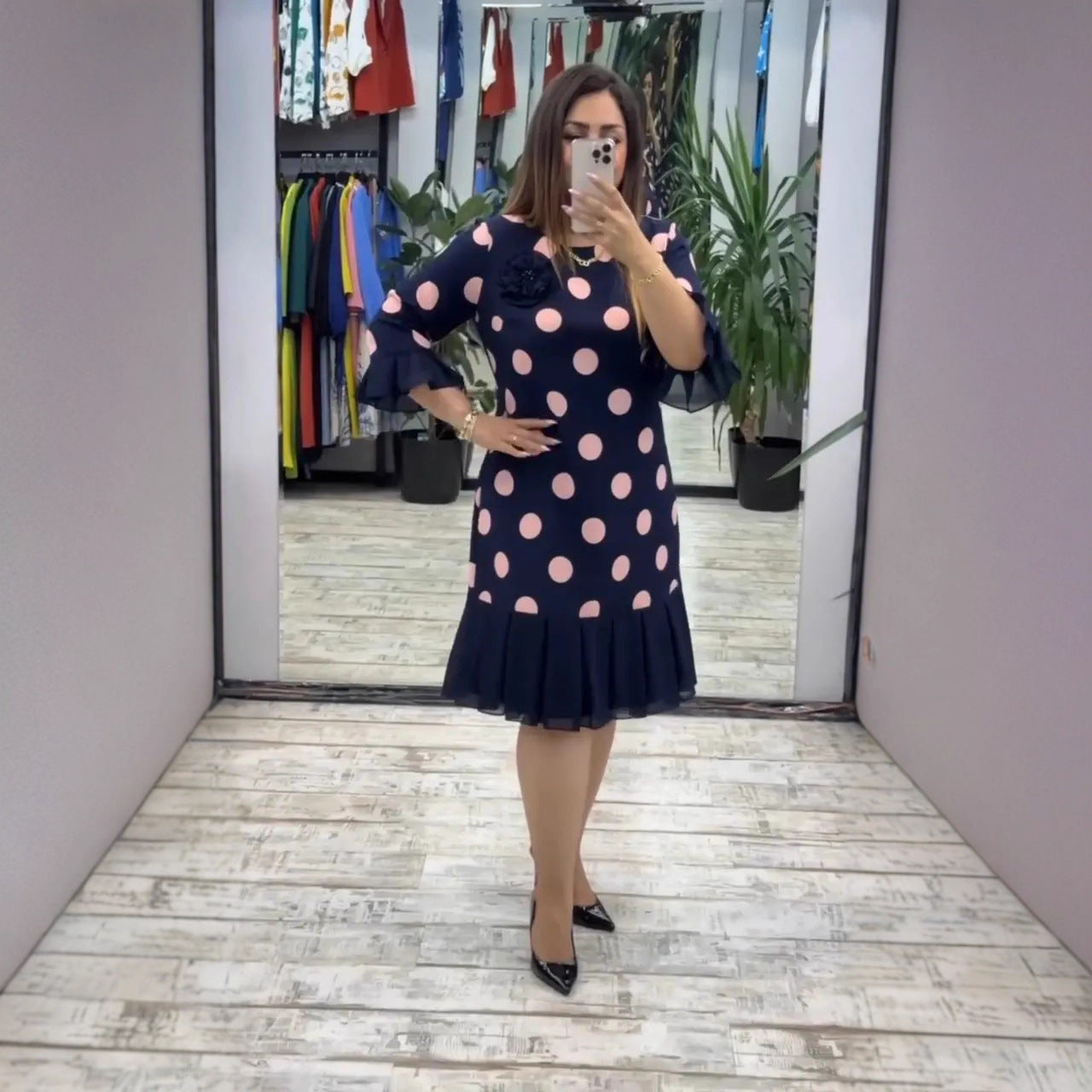 Elegant and comfortable midi dress
